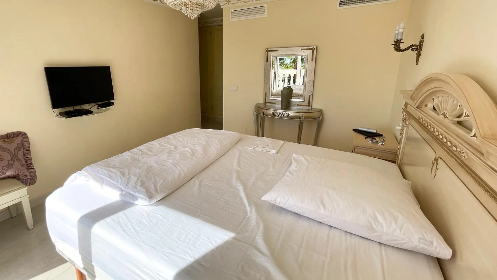 Exklusive Villa In Paguera Fuer Bis Zu 8 Personen, Mit Meerblick Und Pool 0*, Παγκουέρα Ισπανία