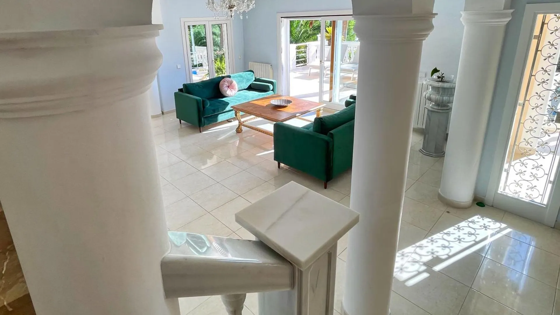 Exklusive Villa In Paguera Fuer Bis Zu 8 Personen, Mit Meerblick Und Pool