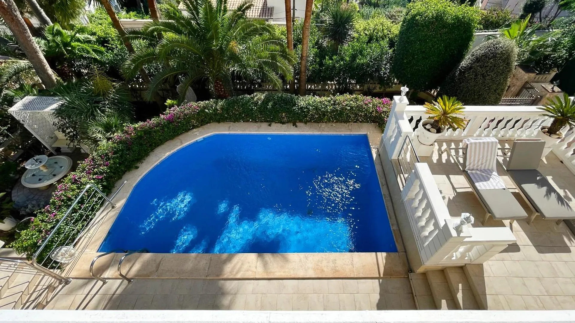 Exklusive Villa In Paguera Fuer Bis Zu 8 Personen, Mit Meerblick Und Pool